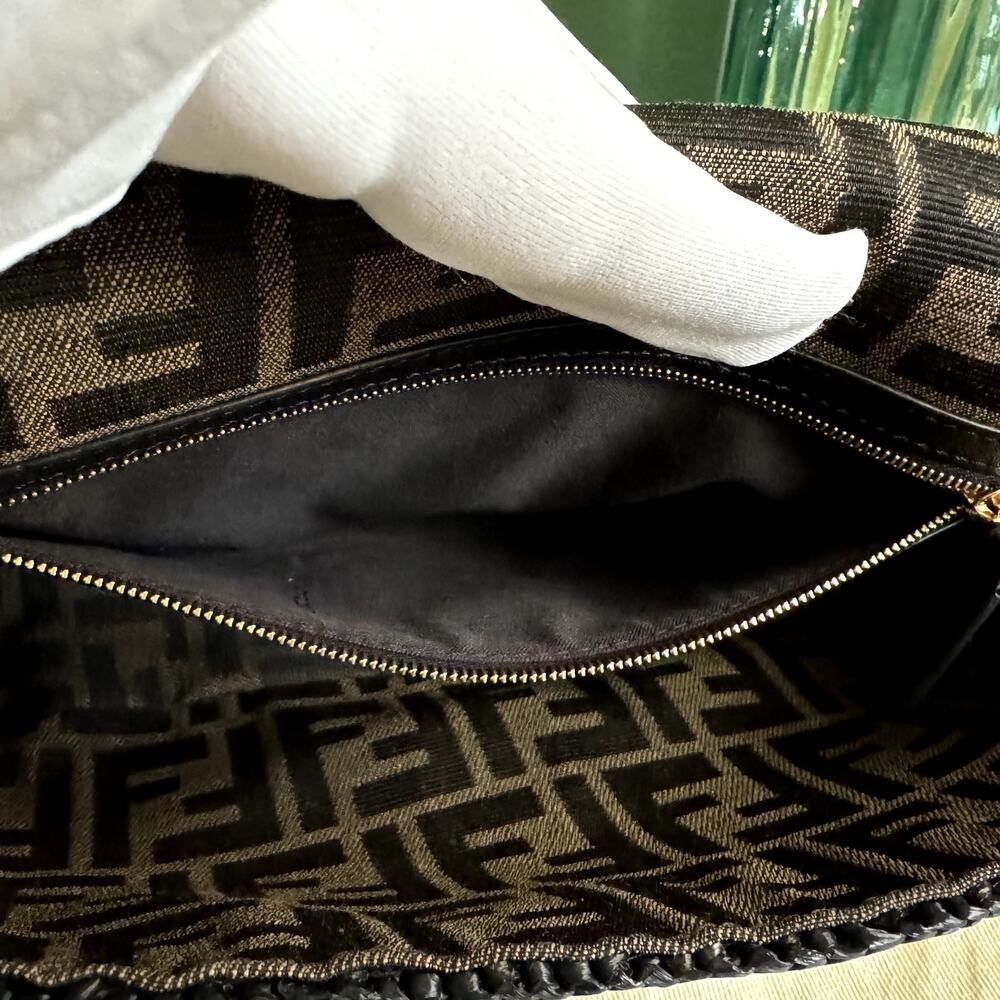 NEW Fendi Raffia Vitello Grace FF Crochet Baguette Natural Black Crossbody Bag - Picture 12 of 14